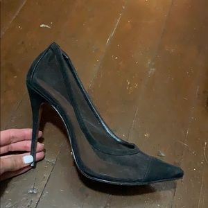 Schultz sheer pumps size6